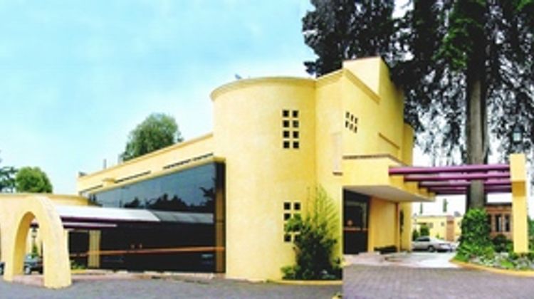 Hotel Plaza la Mansion Exterior
