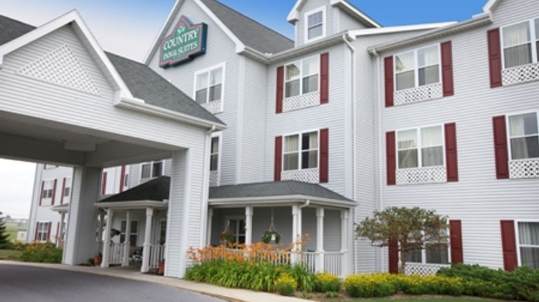 Lancaster Inn and Suites Manheim Exterior