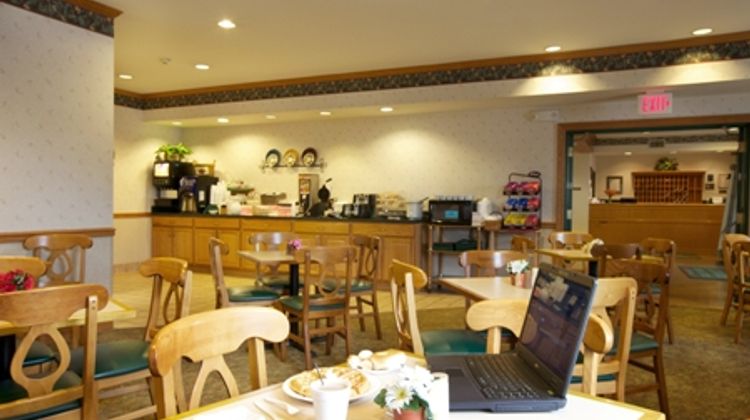 Lancaster Inn and Suites Manheim Meeting
