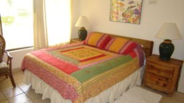 <b>Luxury Condos of Cabo at Marina Sol Room</b>