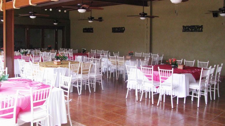 <b>Hotel & Suites Las Palmas Restaurant</b> <b>Hotel & Suites Las Palmas Restaurant</b>