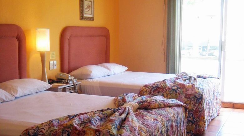 <b>Hotel & Suites Las Palmas Room</b> <b>Hotel & Suites Las Palmas Room</b>