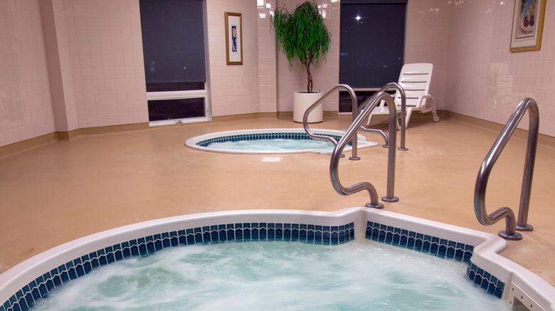 <b>Grand Hotel & Conference Centre Calgary Spa</b> <b>Grand Hotel & Conference Centre Calgary Spa</b>