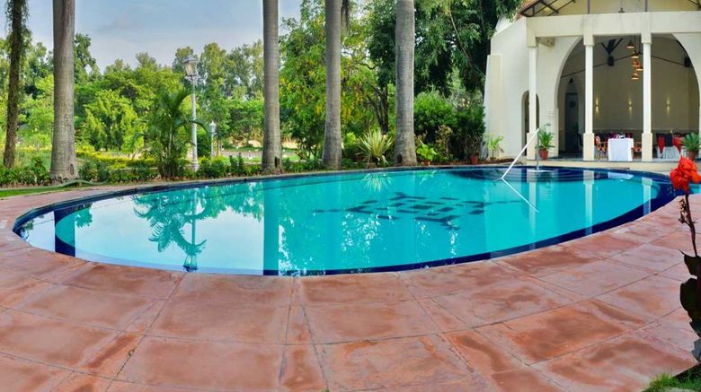 <b>Cama Rajputana Club Resort Pool</b>