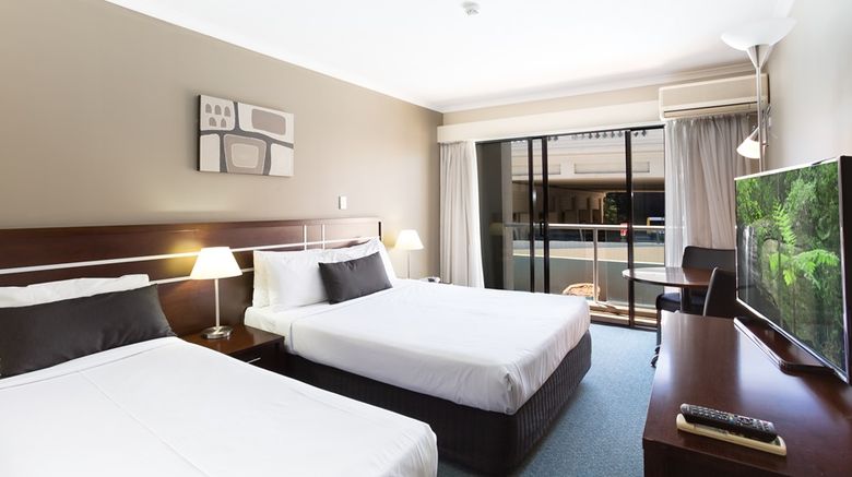 <b>Riverside Hotel Southbank Room</b> <b>Riverside Hotel Southbank Room</b>