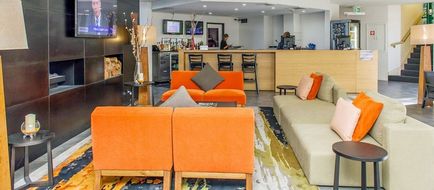 Alpha Hotel Canberra Lobby