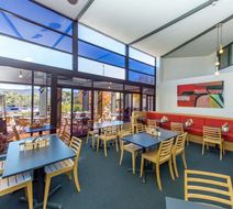 Alpha Hotel Canberra Restaurant