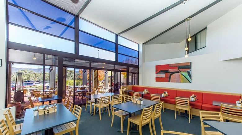 <b>Alpha Hotel Canberra Restaurant</b>