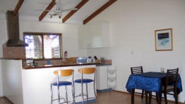 <b>Hillcrest Mountain View Retreat Suite</b> <b>Hillcrest Mountain View Retreat Suite</b>