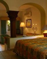 El Encanto Inn
