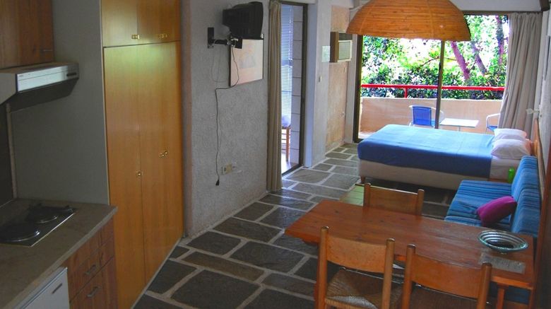 <b>Apollonia Hotel Apartments Room</b>