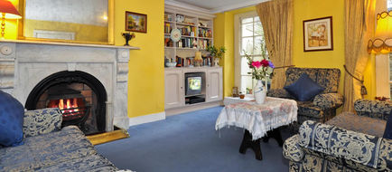 Clifden Guesthouse Lobby