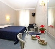 Hotel Roma Room