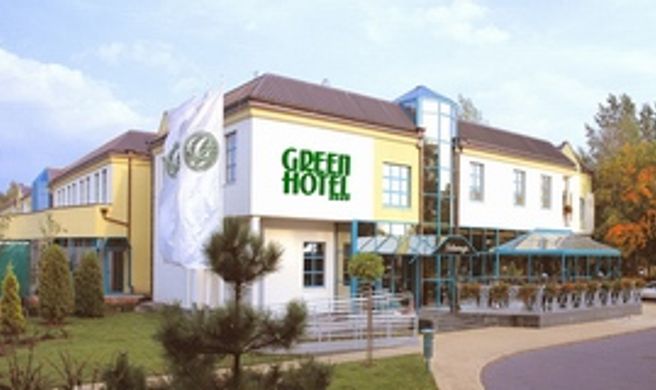 Green Hotel Exterior