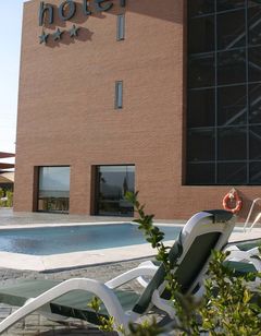 Alhama Hotel