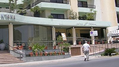 Santana Hotel