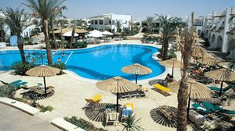 <b>Dive Inn Resort Exterior</b>