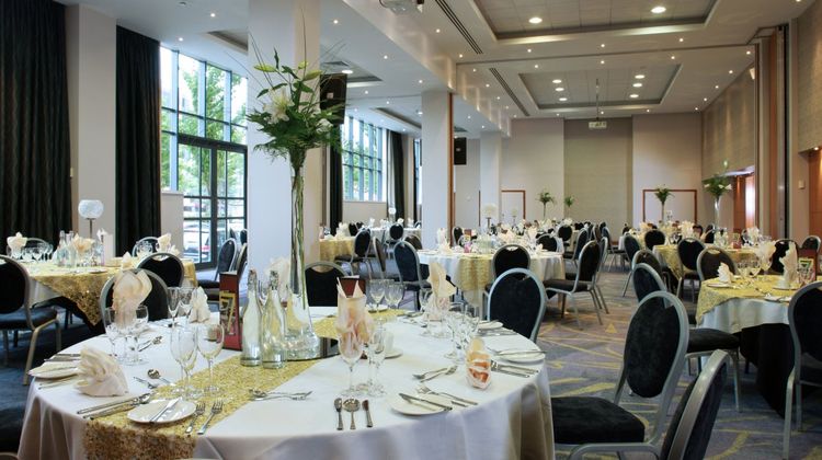 Clayton Hotel Belfast Banquet