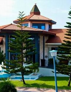 La Palm Royal Beach Hotel