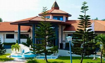 La Palm Royal Beach Hotel