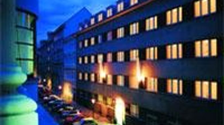 <b>Cloister Inn Hotel Exterior</b>