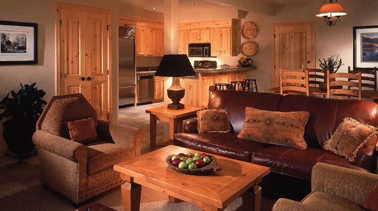 Mountain Lodge Telluride Room
