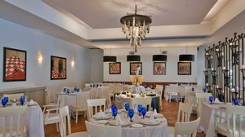 <b>Sunscape Sabor Cozumel Restaurant</b> <b>Sunscape Sabor Cozumel Restaurant</b>