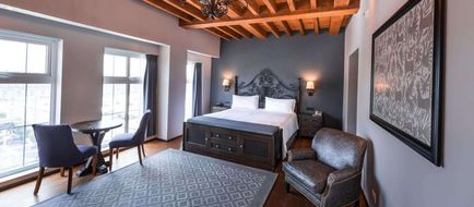 Zocalo Central Room