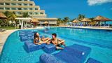 Hotel Riu Caribe Pool