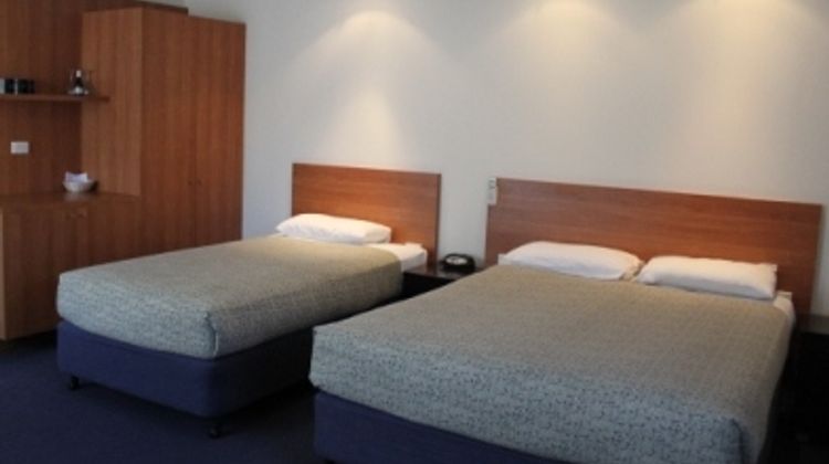 Ramada Encore by Wyndham Belconnen Room