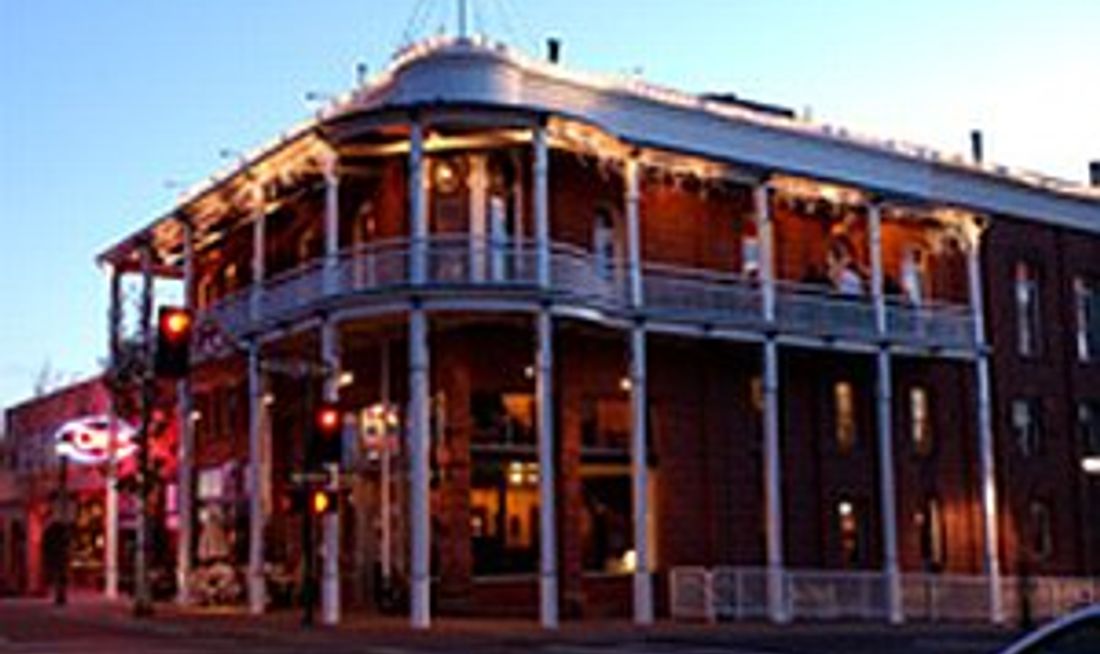 Hotel Weatherford Exterior