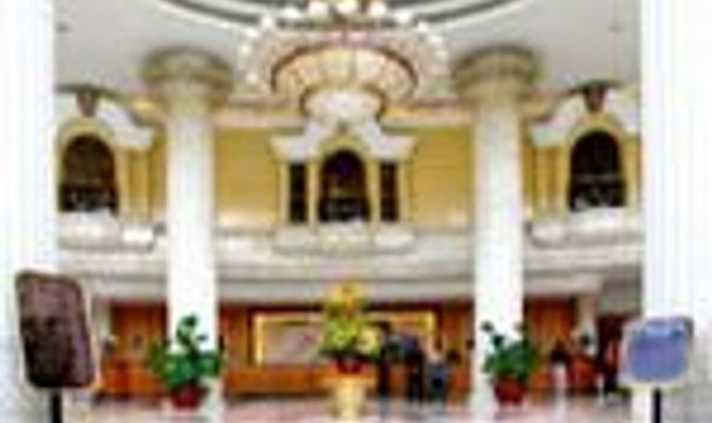 Enlux Hotel Lobby