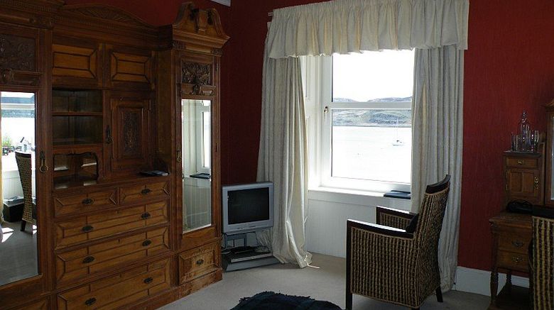 <b>The Royal an Lochan Room</b>