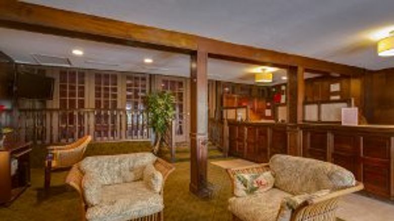 <b>Olde Marco Island Inn & Suites Lobby</b>