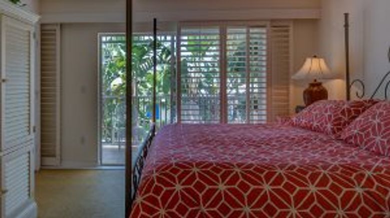 <b>Olde Marco Island Inn & Suites Room</b>