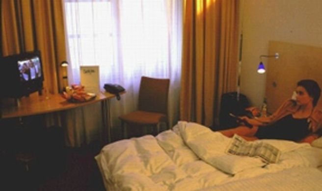 Check Inn Welcome Hotel Room