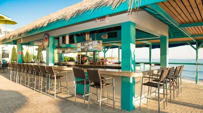<b>Wyndham Reef Resort Restaurant</b> <b>Wyndham Reef Resort Restaurant</b>