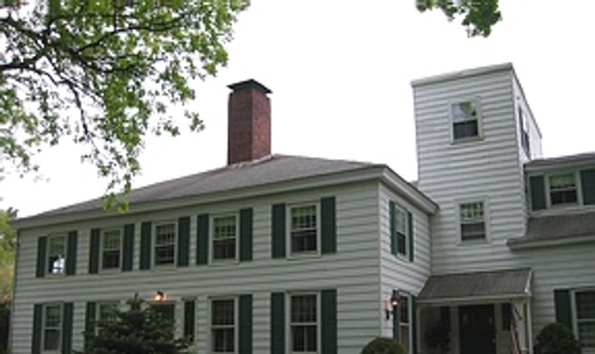 The Inn at Ormsby Hill Exterior