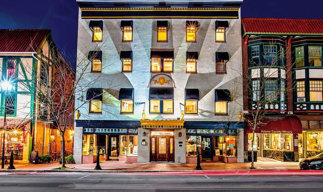 The Union Hotel Exterior
