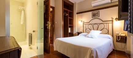 Palacio de Santa Ines Room