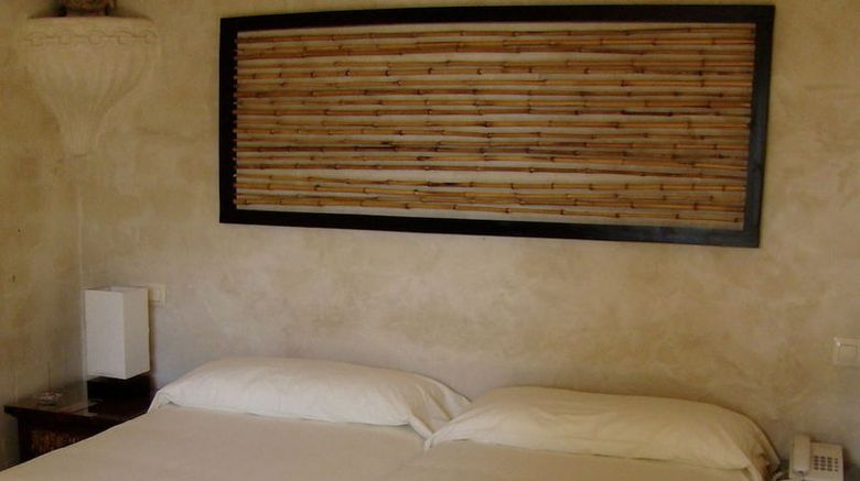 <b>Dos Mares Beach Hotel Room</b>