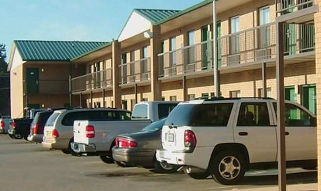 Clairmont Inn & Suites Exterior
