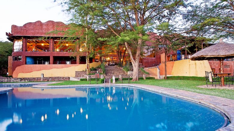 Serengeti Sopa Lodge Exterior