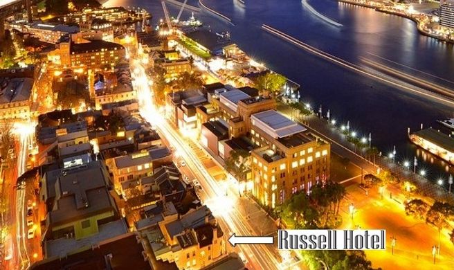 The Russell Hotel Exterior