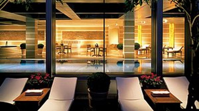 <b>Four Seasons Hotel Shanghai Pool</b> <b>Four Seasons Hotel Shanghai Pool</b>