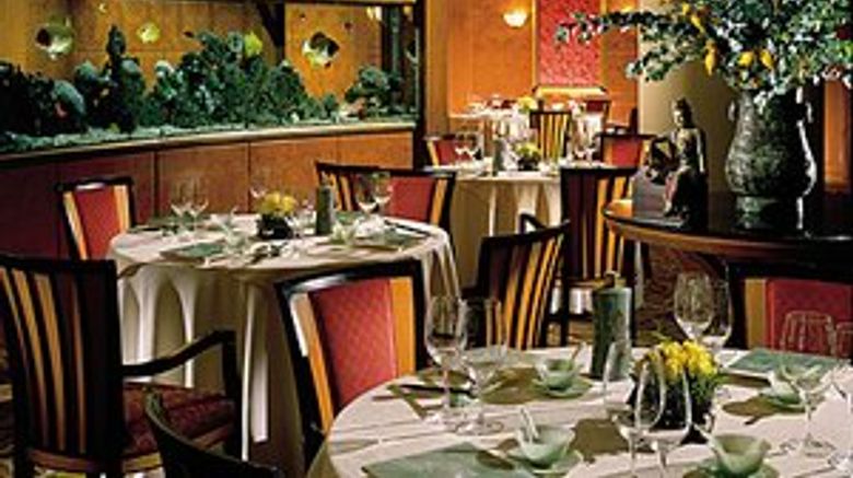 <b>Four Seasons Hotel Shanghai Restaurant</b> <b>Four Seasons Hotel Shanghai Restaurant</b>