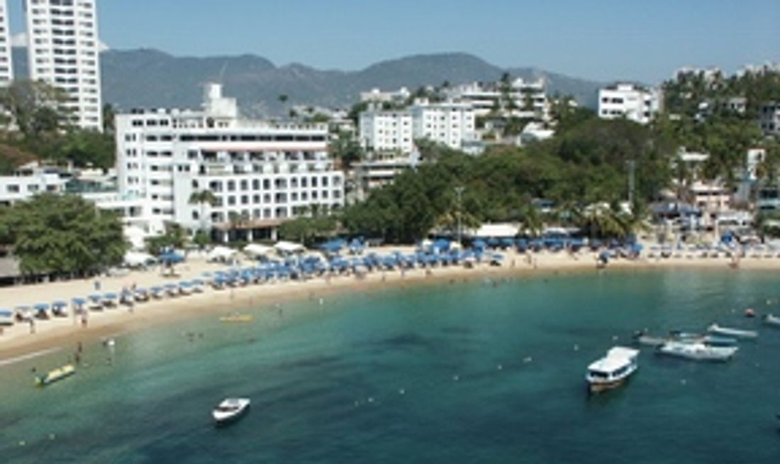 Hotel Acamar Beach Resort Exterior