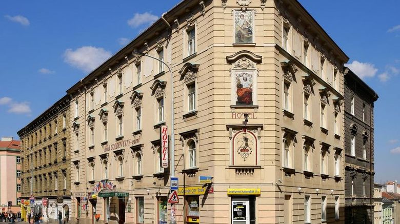 <b>Hotel Golden City - Garni Exterior</b>