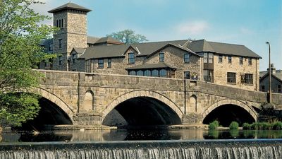 Riverside Hotel