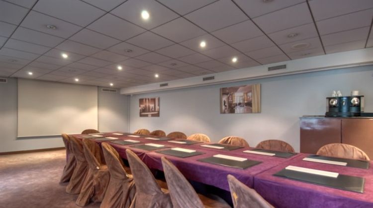 Hotel Ampere Meeting